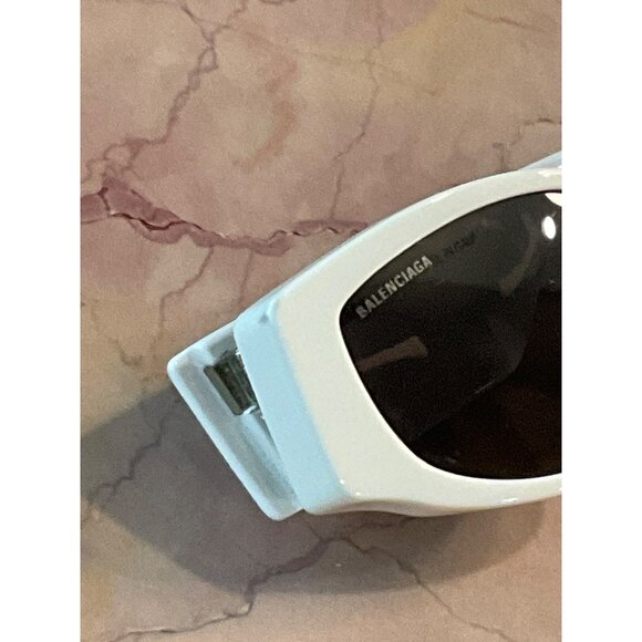 BALENCIAGA Max Sunglasses in Ivory New with Case Womens BB0258S-003 Sunnies - Picture 9 of 16